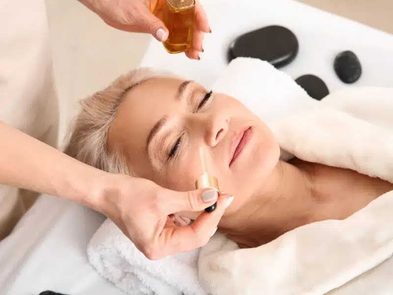 CLINIQUE BEAUTÉ BY VITORIA